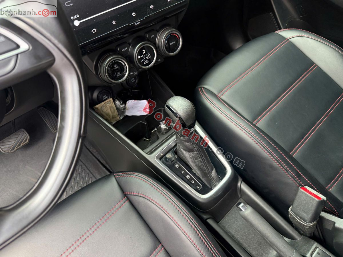 Bán ô tô Suzuki Swift GLX 1.2 AT - 2022 - xe cũ