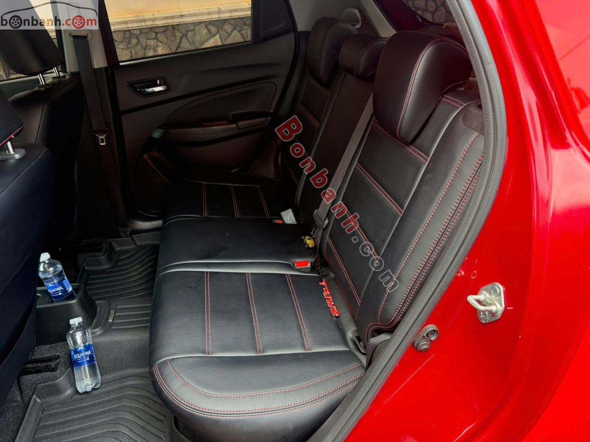 Bán ô tô Suzuki Swift GLX 1.2 AT - 2022 - xe cũ