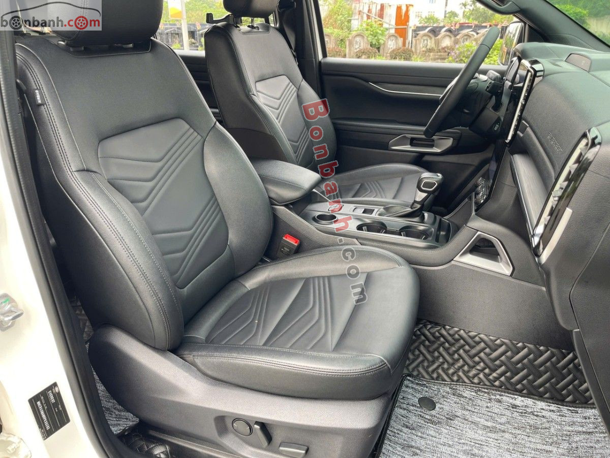 Bán ô tô Ford Everest Titanium 2.0L 4x2 AT - 2023 - xe cũ