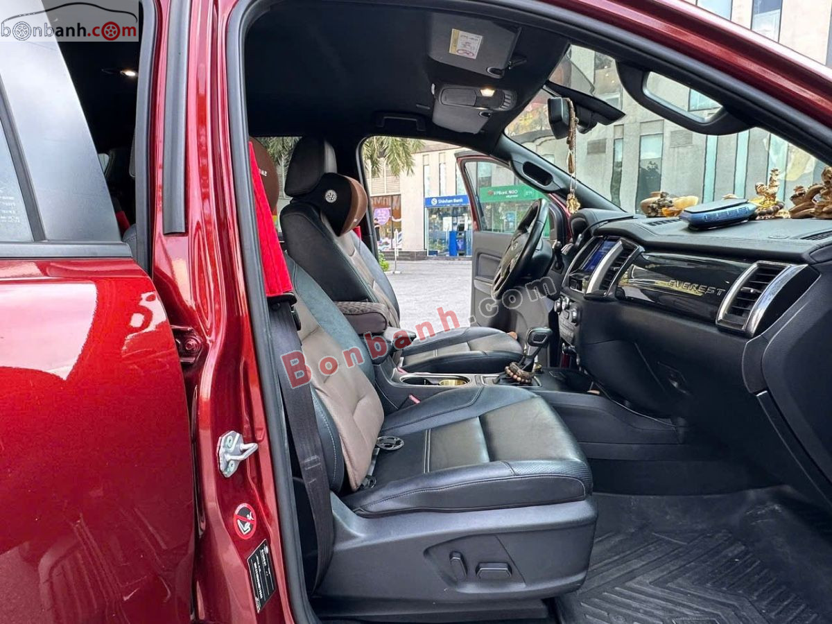 Bán ô tô Ford Everest Titanium 2.0L 4x2 AT - 2021 - xe cũ