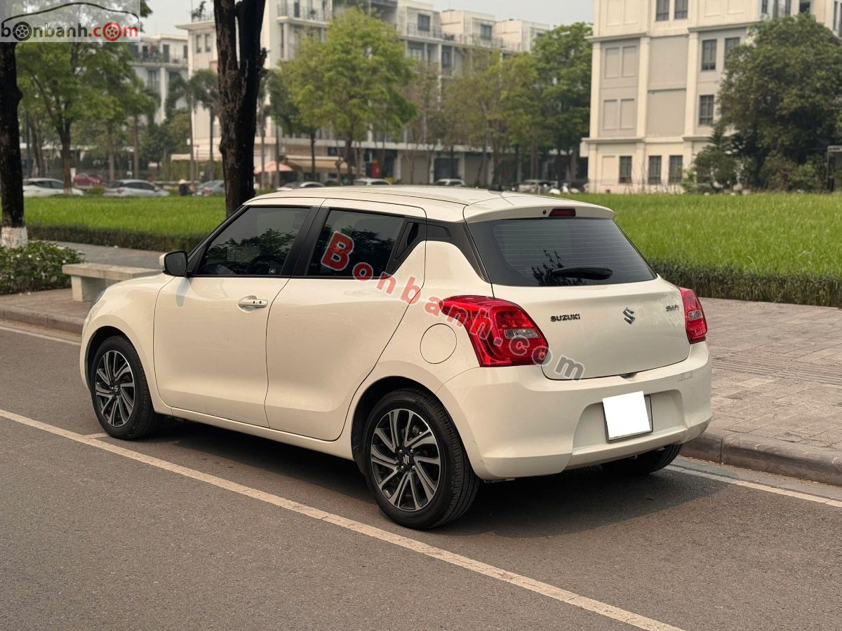 Bán ô tô Suzuki Swift GLX 1.2 AT - 2021 - xe cũ