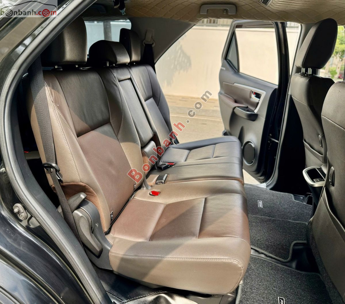 Bán ô tô Toyota Fortuner 2.4G 4x2 AT - 2019 - xe cũ