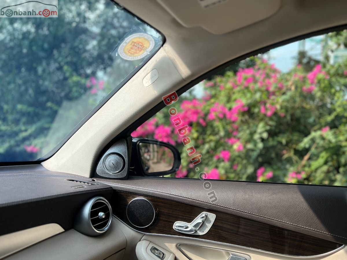 Bán ô tô Mercedes Benz GLC 200 - 2018 - xe cũ