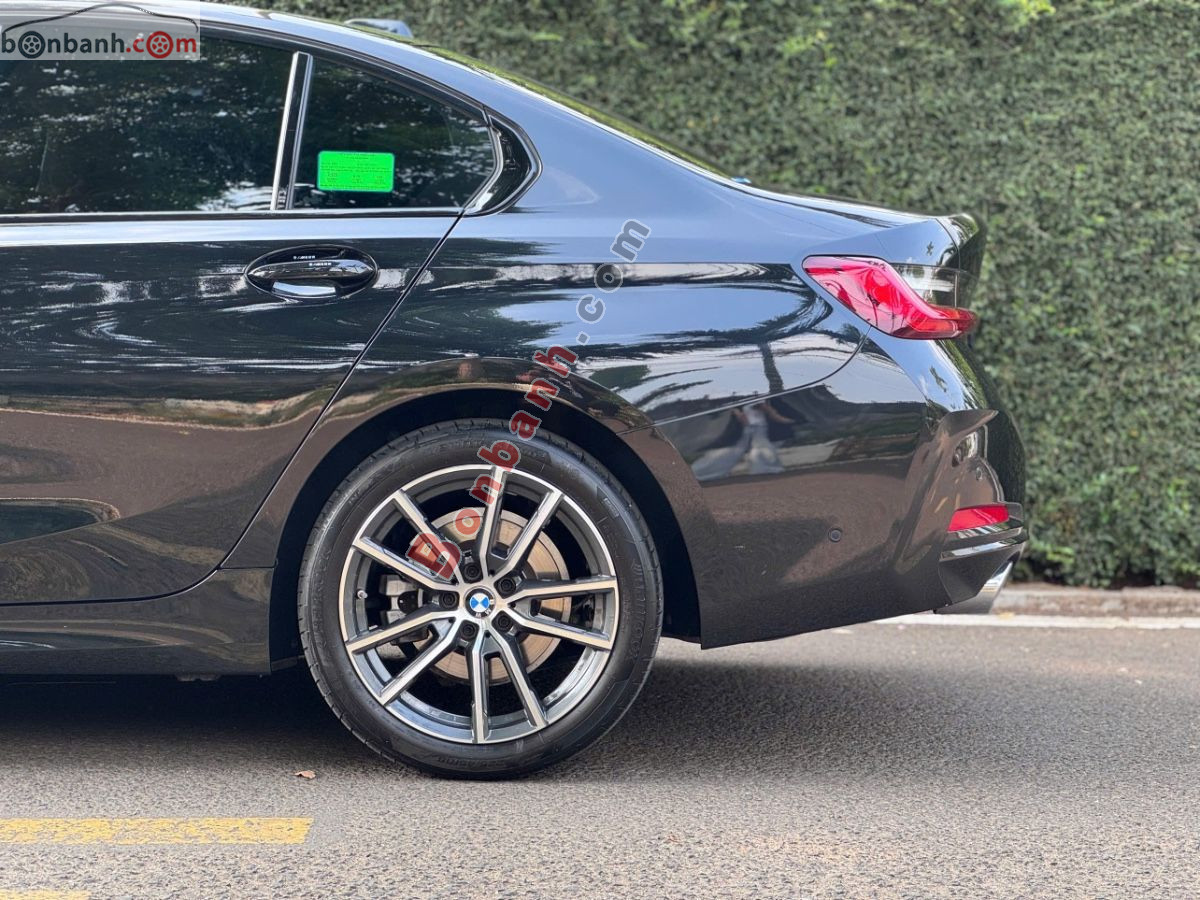 Bán ô tô BMW 3 Series 320i M Sport - 2024 - xe cũ