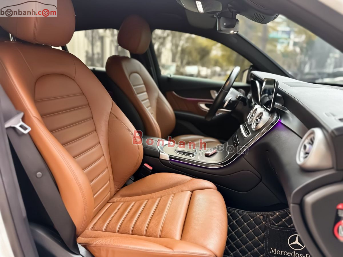 Bán ô tô Mercedes Benz GLC 300 4Matic Coupe - 2021 - xe cũ