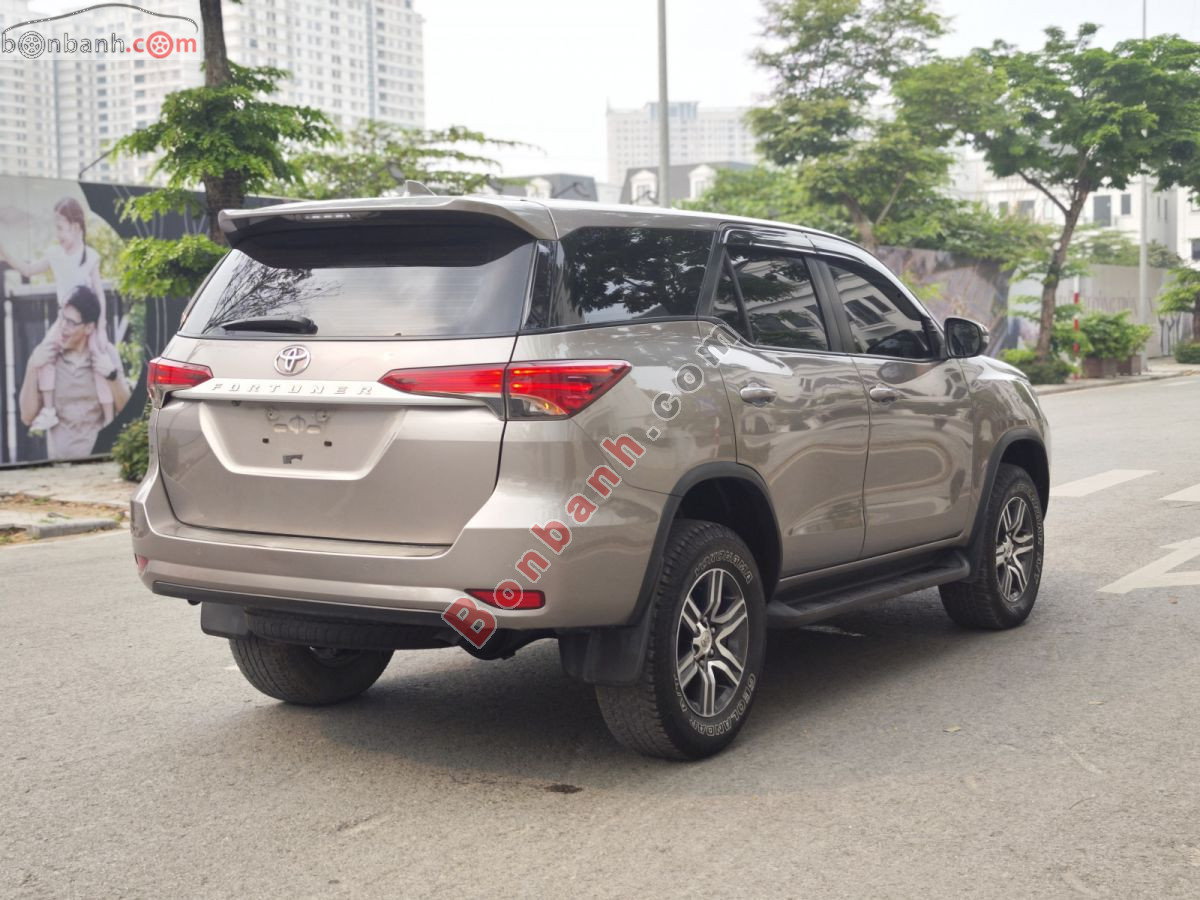 Bán ô tô Toyota Fortuner 2.4G 4x2 MT - 2021 - xe cũ