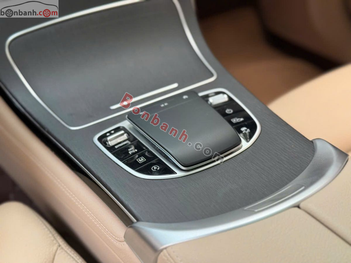 Bán ô tô Mercedes Benz GLC 300 4Matic - 2020 - xe cũ