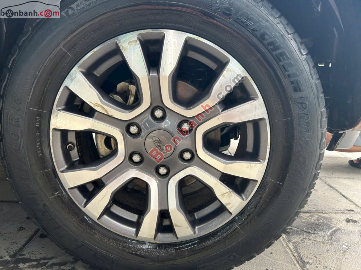 Bán ô tô Ford Ranger Wildtrak 2.2L 4x2 AT - 2017 - xe cũ