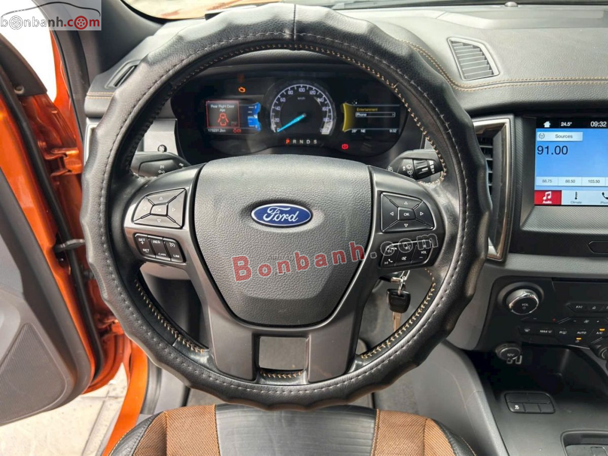 Bán ô tô Ford Ranger Wildtrak 2.2L 4x2 AT - 2017 - xe cũ