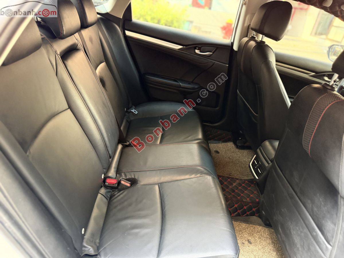 Bán ô tô Honda Civic RS 1.5 AT - 2020 - xe cũ