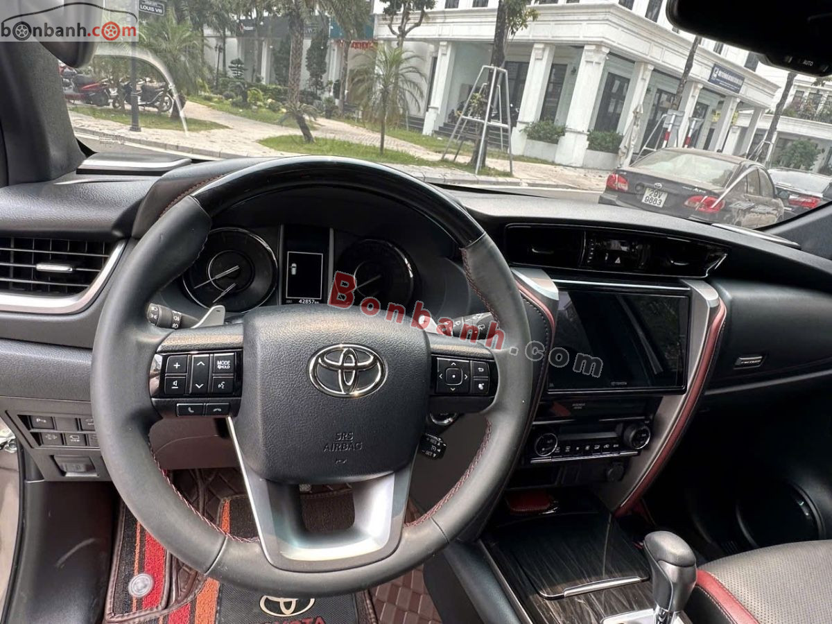 Bán ô tô Toyota Fortuner Legender 2.4L 4x2 AT - 2024 - xe cũ