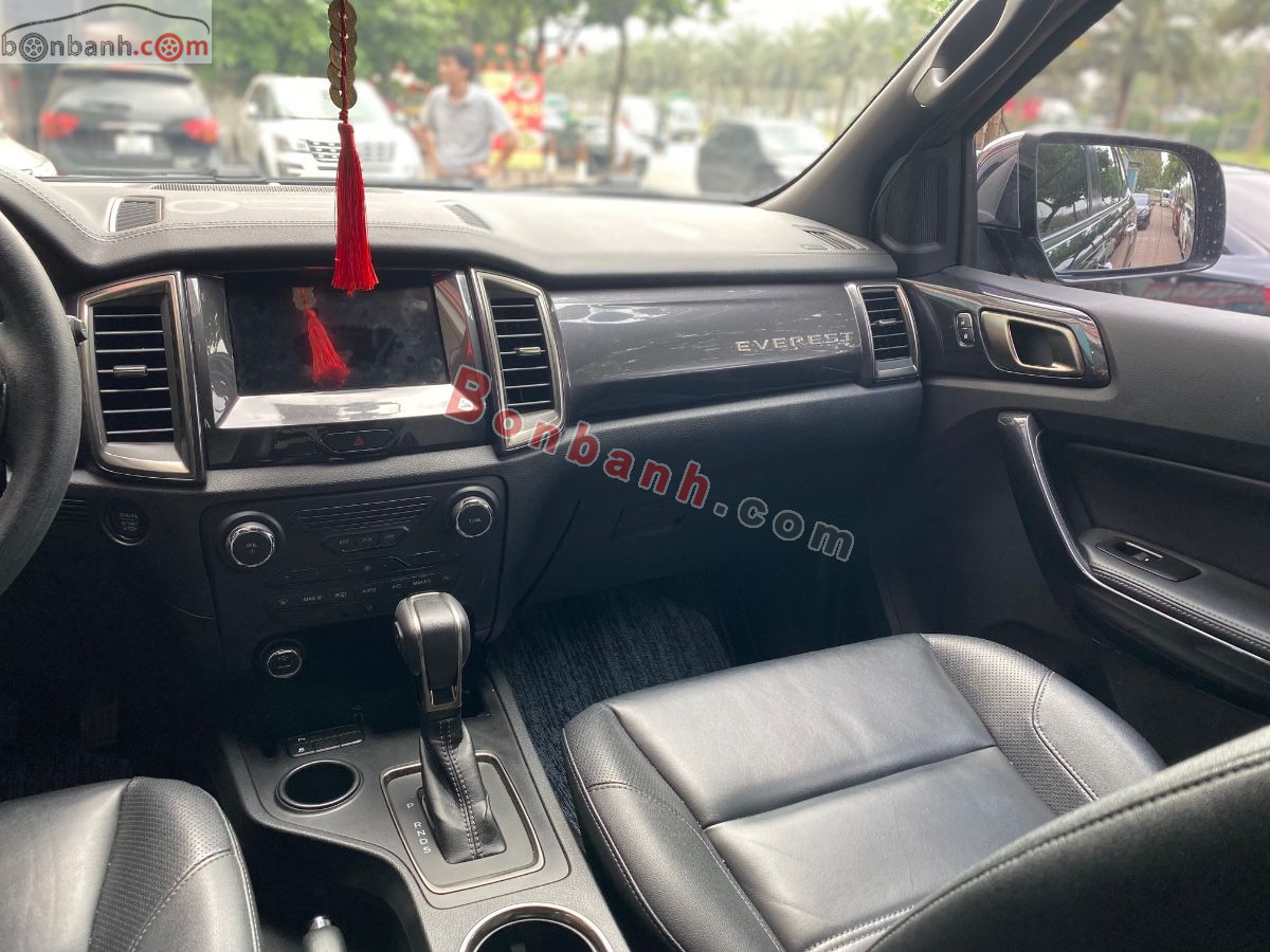 Bán ô tô Ford Everest Titanium 2.0L 4x2 AT - 2021 - xe cũ