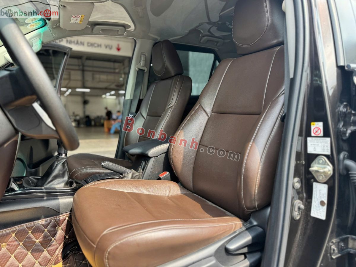 Bán ô tô Toyota Fortuner 2.4G 4x2 MT - 2019 - xe cũ