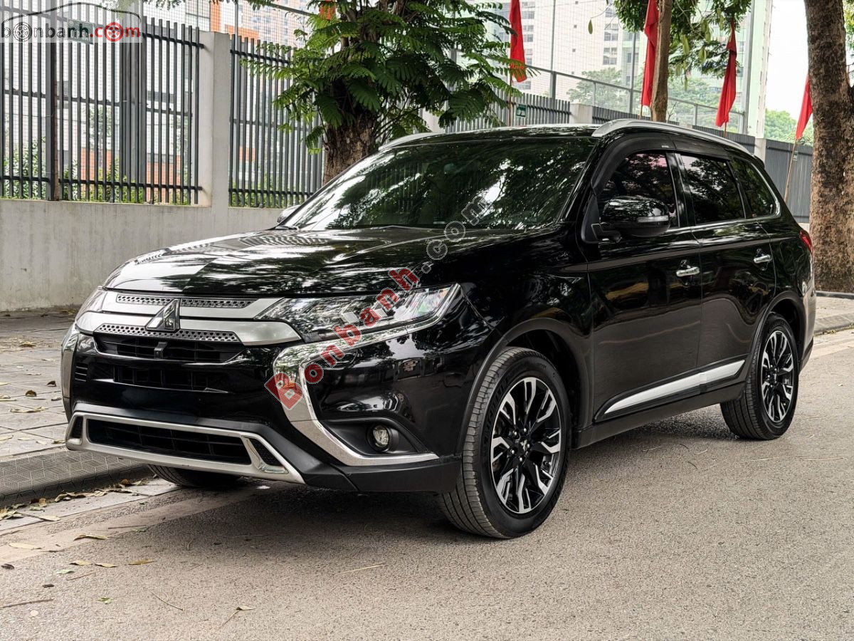 Bán ô tô Mitsubishi Outlander Premium 2.0 CVT - 2021 - xe cũ