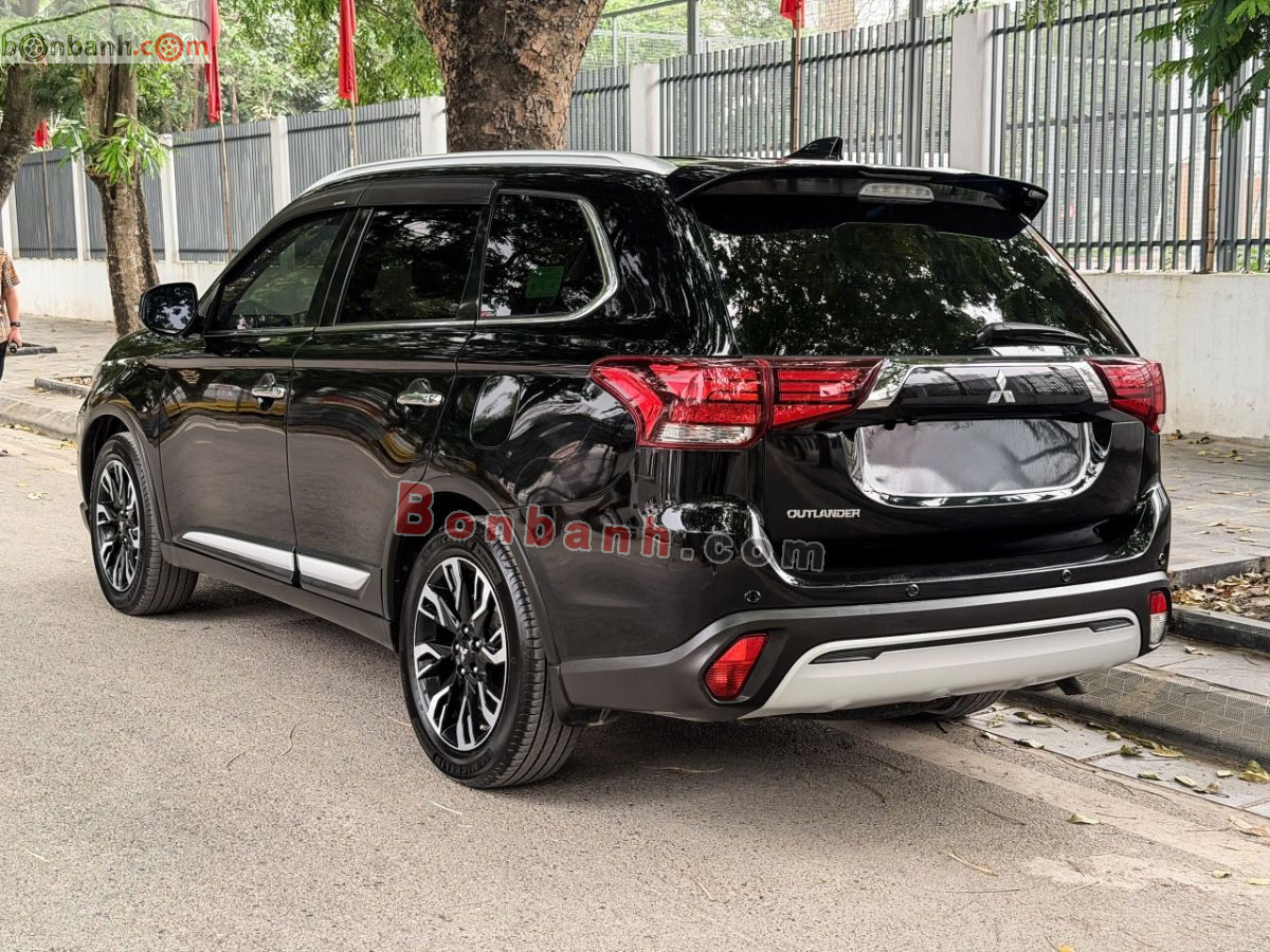 Bán ô tô Mitsubishi Outlander Premium 2.0 CVT - 2021 - xe cũ