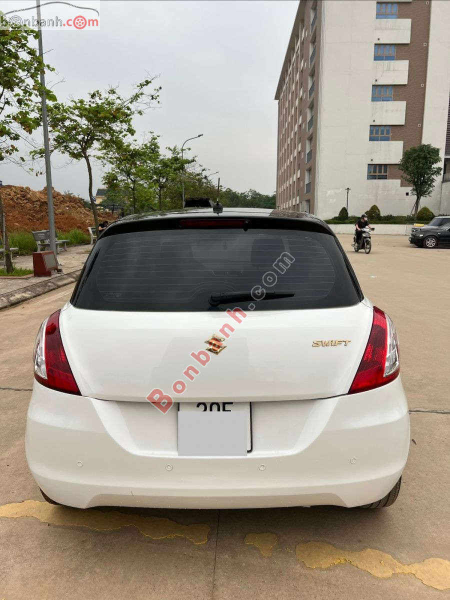 Bán ô tô Suzuki Swift 1.4 AT - 2015 - xe cũ