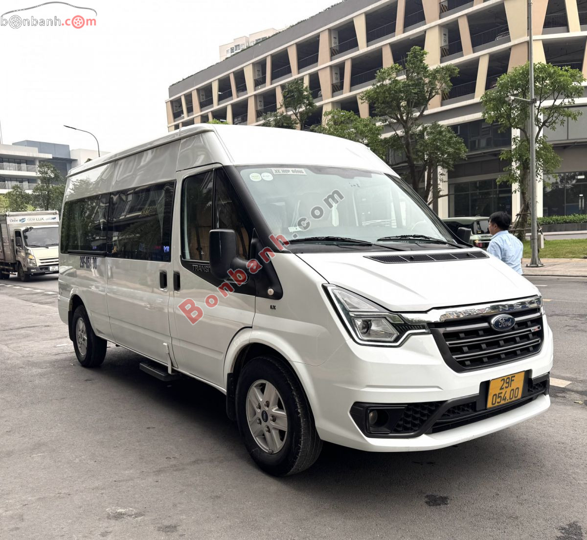 Bán ô tô Ford Transit Tiêu chuẩn - 2023 - xe cũ