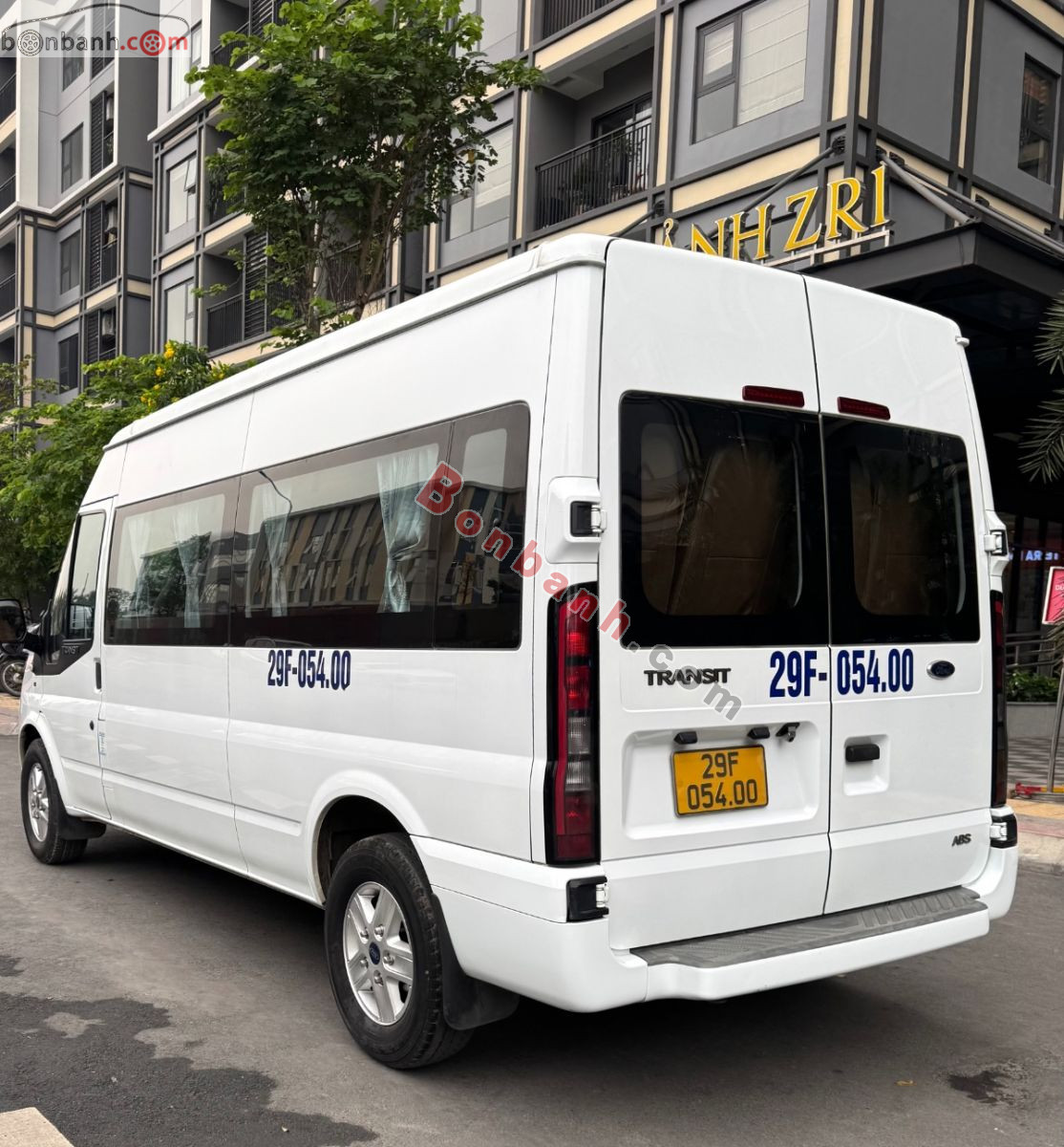 Bán ô tô Ford Transit Tiêu chuẩn - 2023 - xe cũ