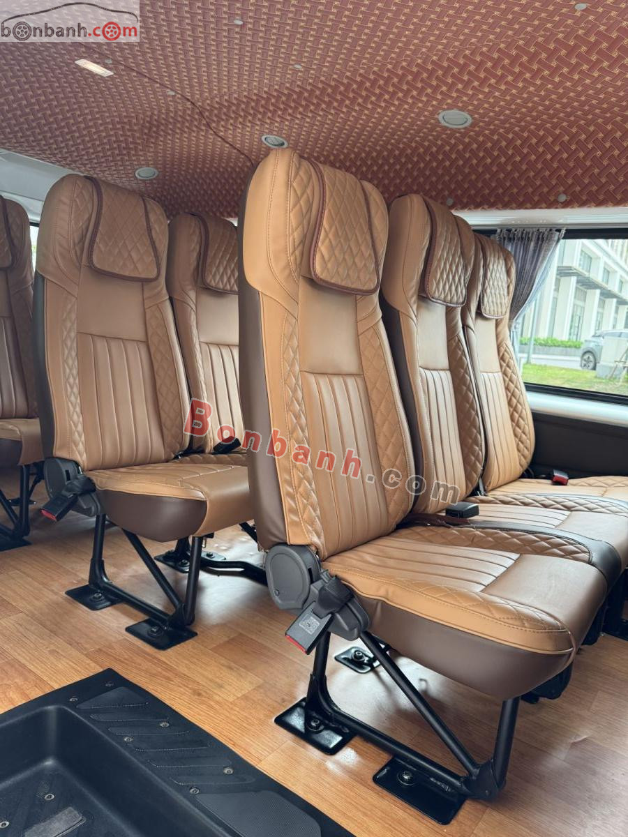 Bán ô tô Ford Transit Tiêu chuẩn - 2023 - xe cũ