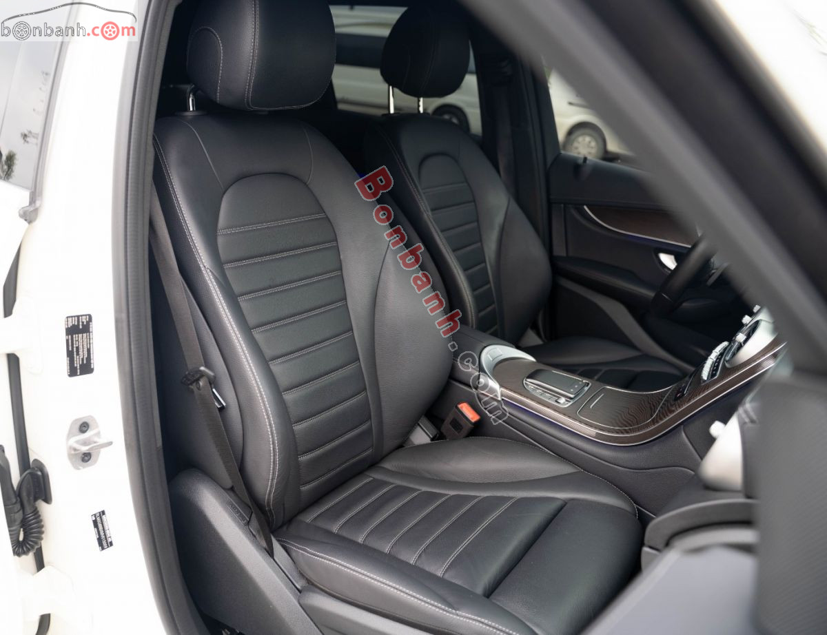 Bán ô tô Mercedes Benz GLC 200 4Matic - 2021 - xe cũ