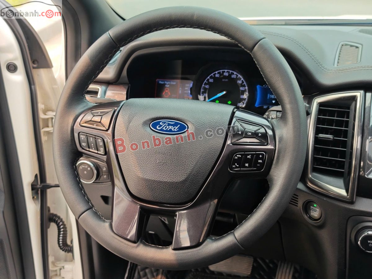 Bán ô tô Ford Everest Titanium 2.0L 4x4 AT - 2019 - xe cũ