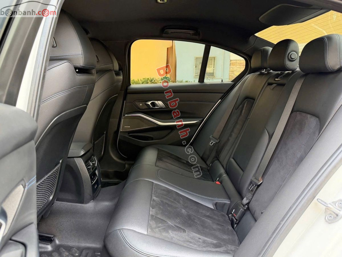 Bán ô tô BMW 3 Series 320i M Sport - 2022 - xe cũ
