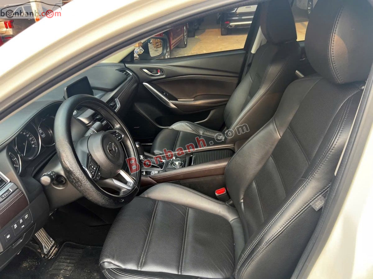 Bán ô tô Mazda 6 Premium 2.0 AT - 2021 - xe cũ