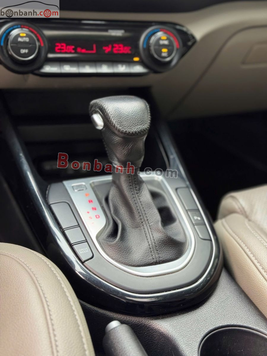 Bán ô tô Kia Cerato 1.6 AT Luxury - 2019 - xe cũ