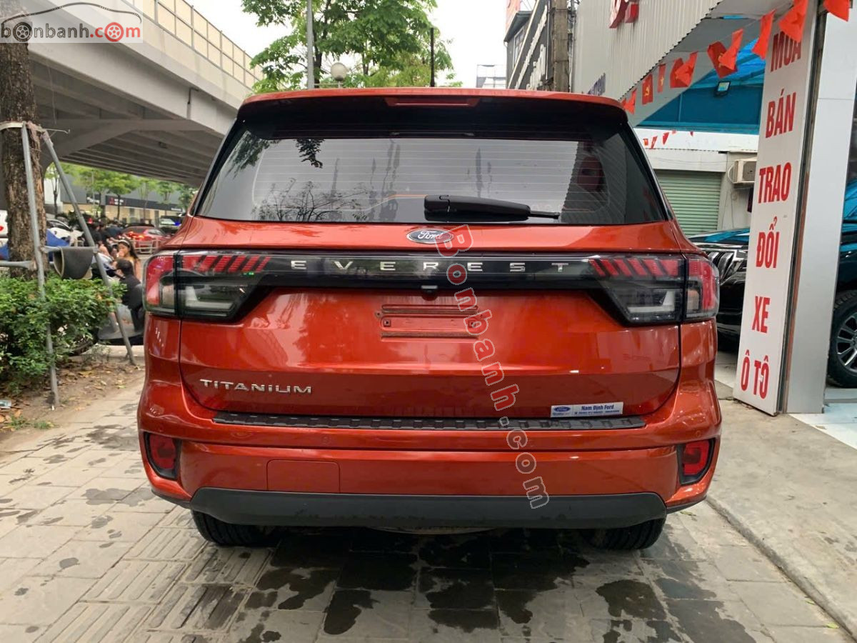 Bán ô tô Ford Everest Titanium 2.0L 4x2 AT - 2023 - xe cũ