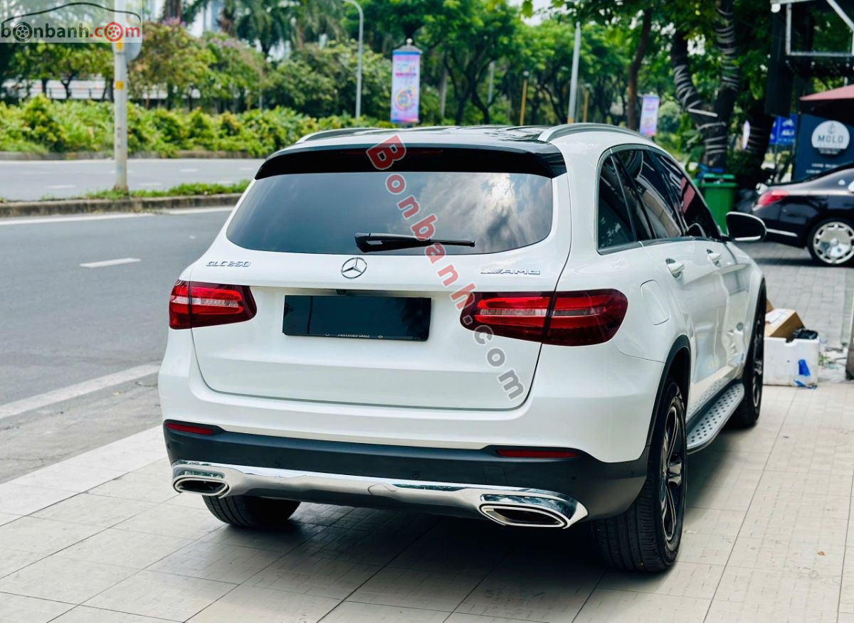 Bán ô tô Mercedes Benz GLC 250 4Matic - 2017 - xe cũ