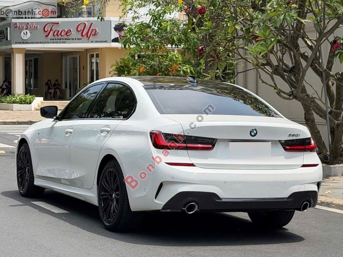 Bán ô tô BMW 3 Series 320i M Sport - 2022 - xe cũ