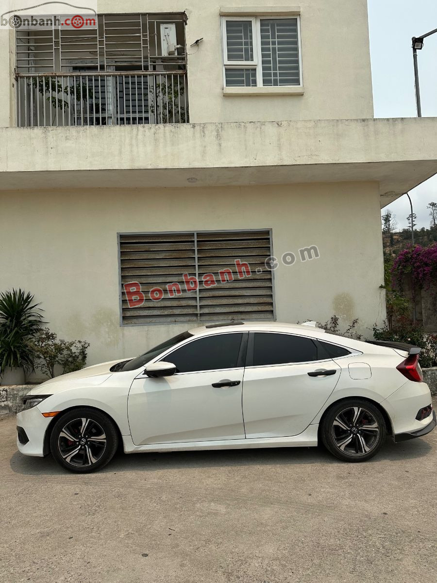 Bán ô tô Honda Civic 1.5L Vtec Turbo - 2018 - xe cũ