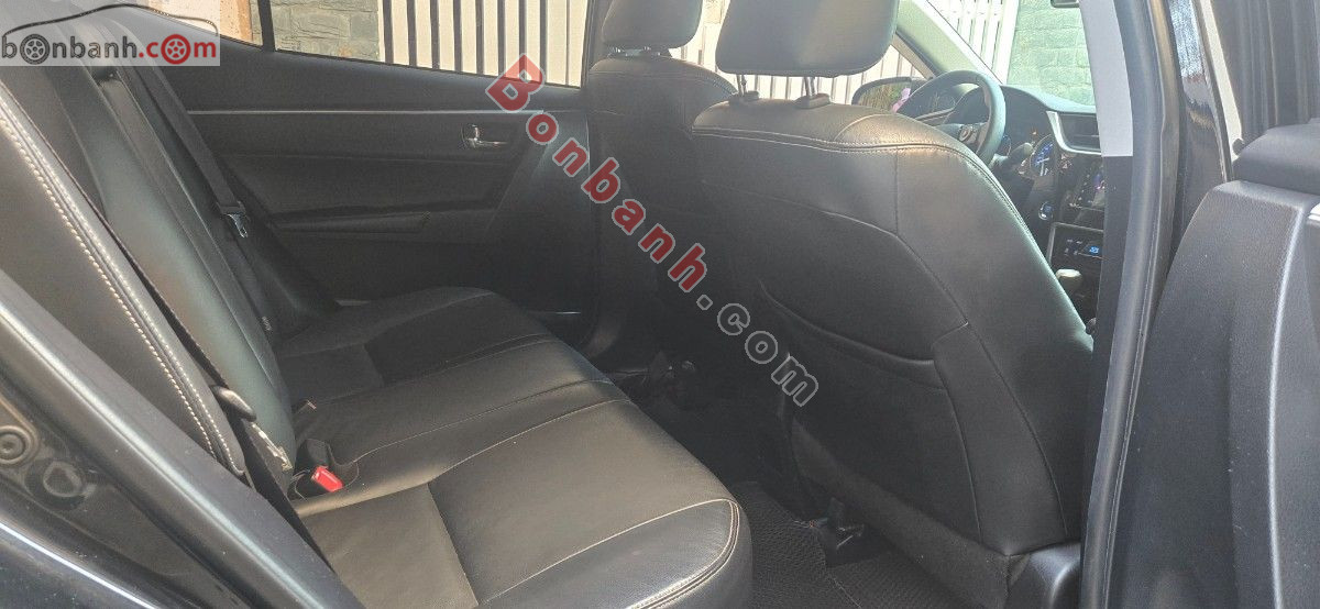 Bán ô tô Toyota Corolla altis 2.0V AT - 2017 - xe cũ