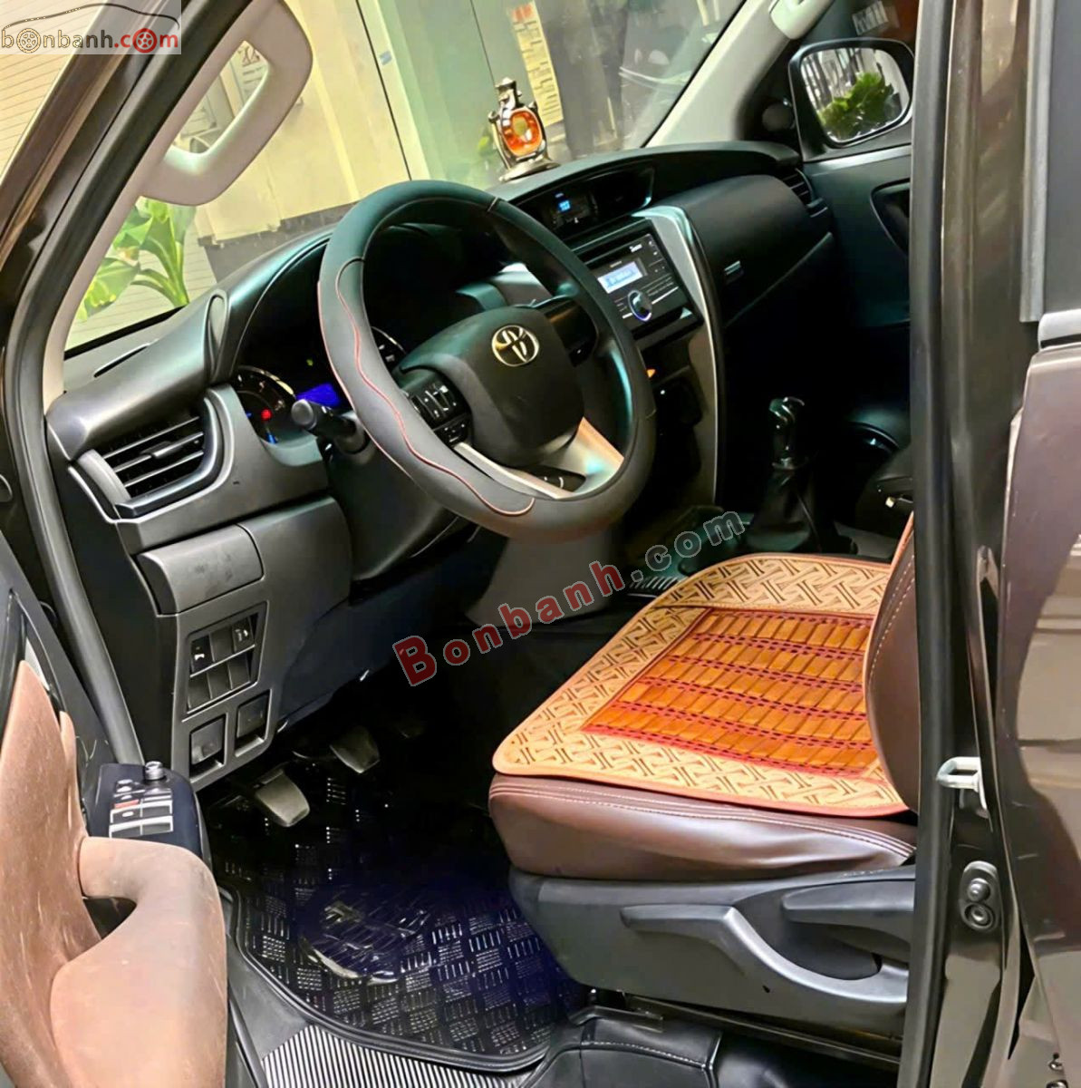 Bán ô tô Toyota Fortuner 2.4G 4x2 MT - 2019 - xe cũ