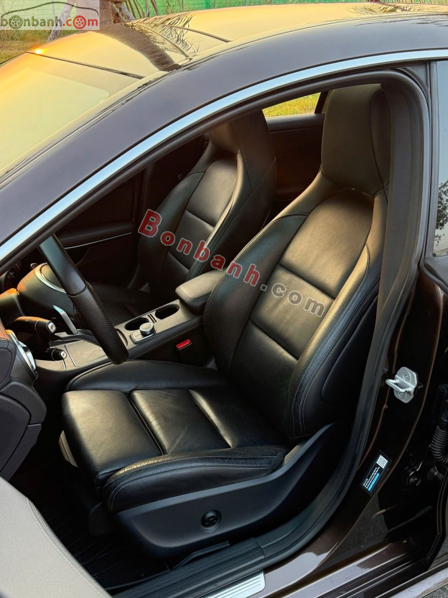 Bán ô tô Mercedes Benz CLA class CLA 250 4Matic - 2017 - xe cũ