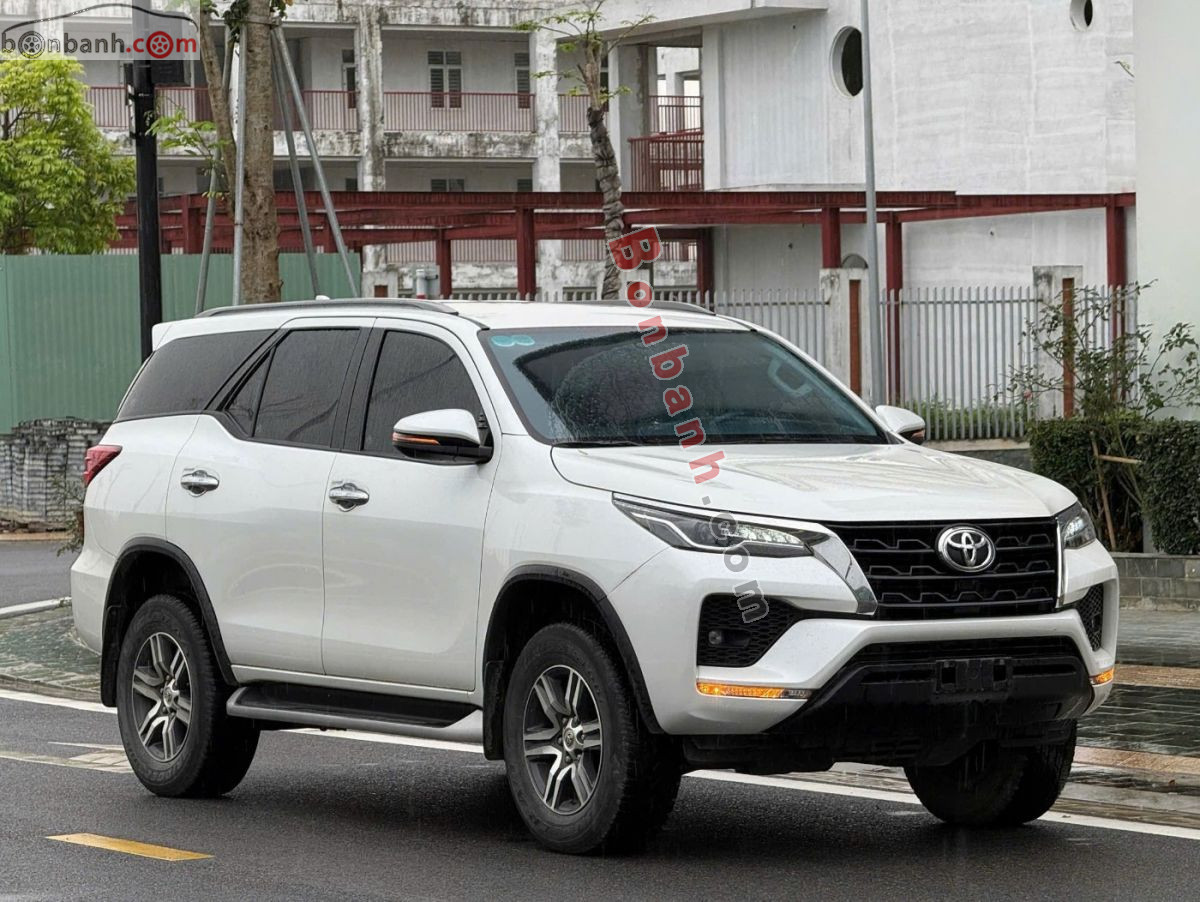 Bán ô tô Toyota Fortuner 2.4L 4x2 AT - 2023 - xe cũ