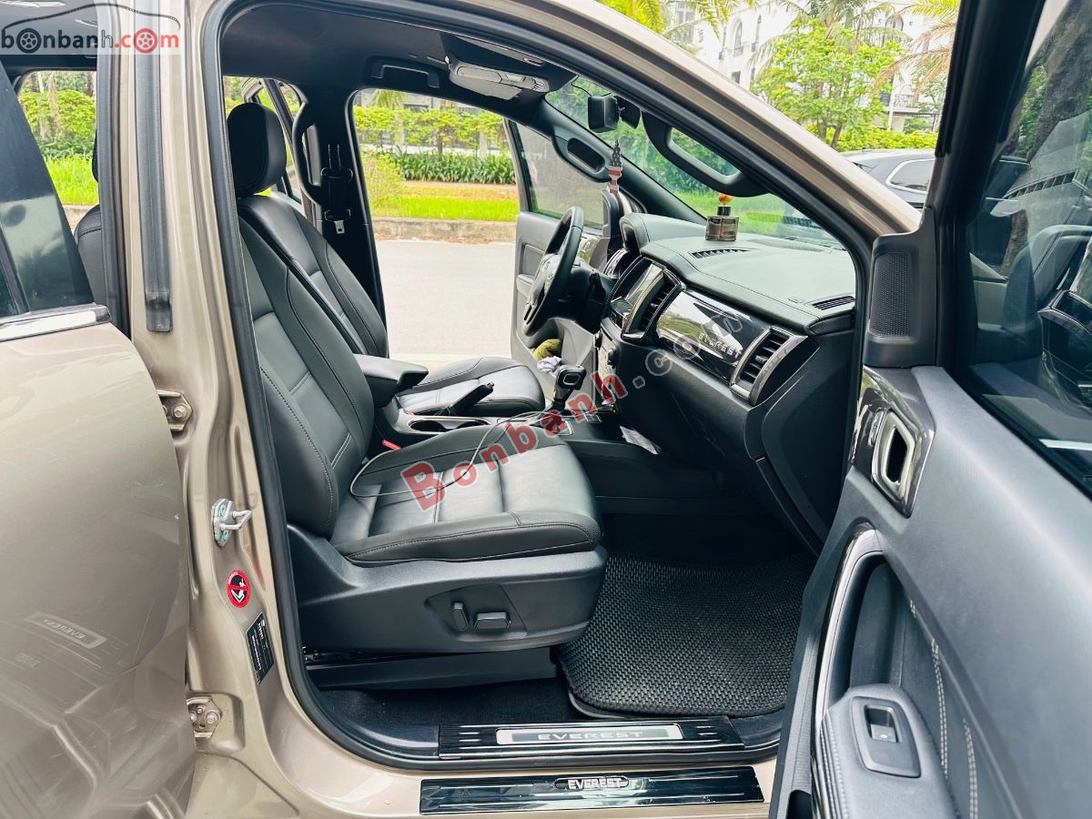 Bán ô tô Ford Everest Titanium 2.0L 4x2 AT - 2019 - xe cũ