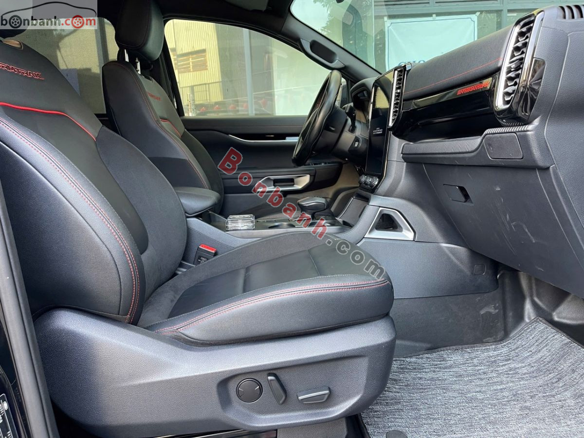 Bán ô tô Ford Ranger Stormtrak 2.0L 4x4 AT - 2024 - xe cũ