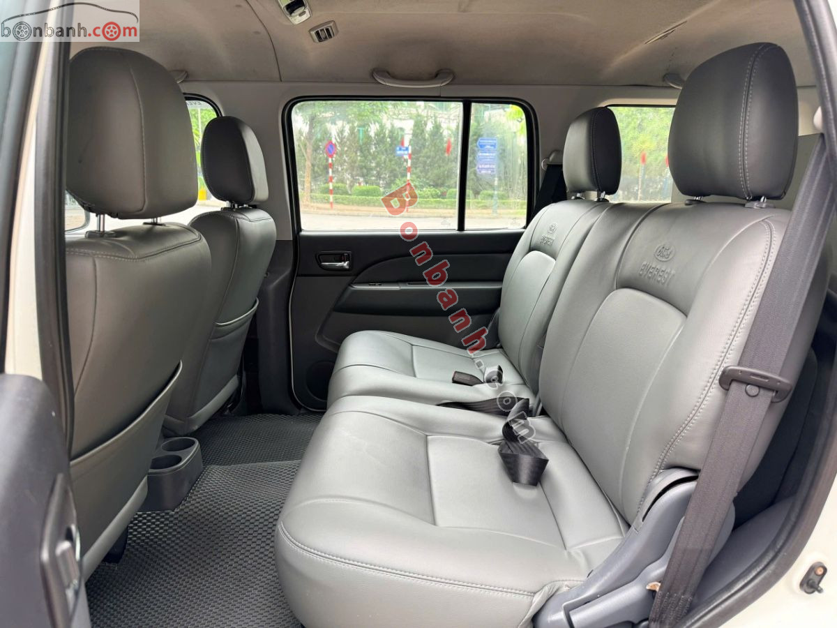 Bán ô tô Ford Everest 2.5L 4x2 MT - 2014 - xe cũ