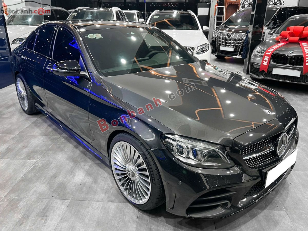 Bán ô tô Mercedes Benz C class C300 AMG - 2021 - xe cũ