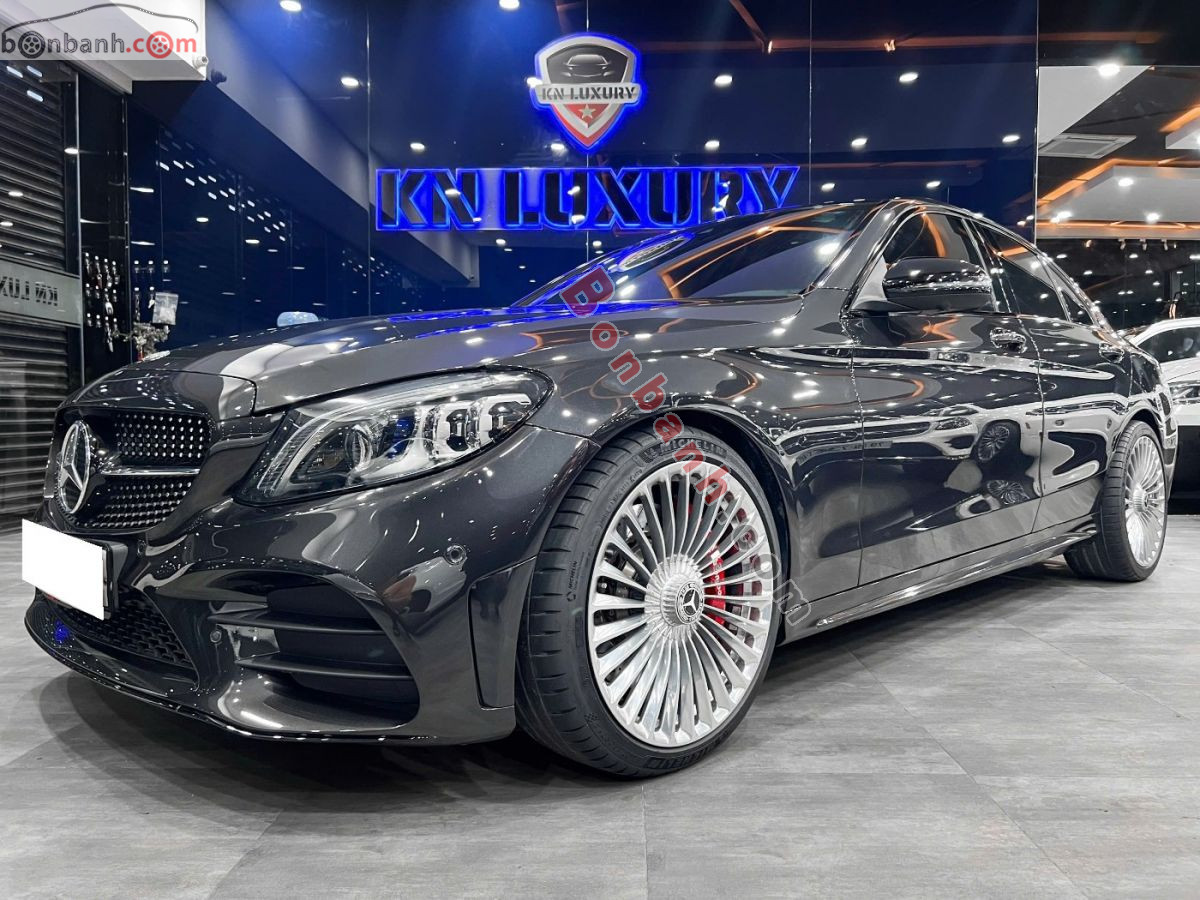 Bán ô tô Mercedes Benz C class C300 AMG - 2021 - xe cũ