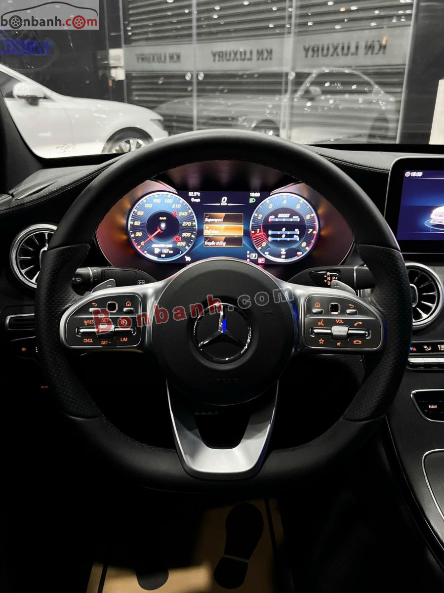 Bán ô tô Mercedes Benz C class C300 AMG - 2021 - xe cũ