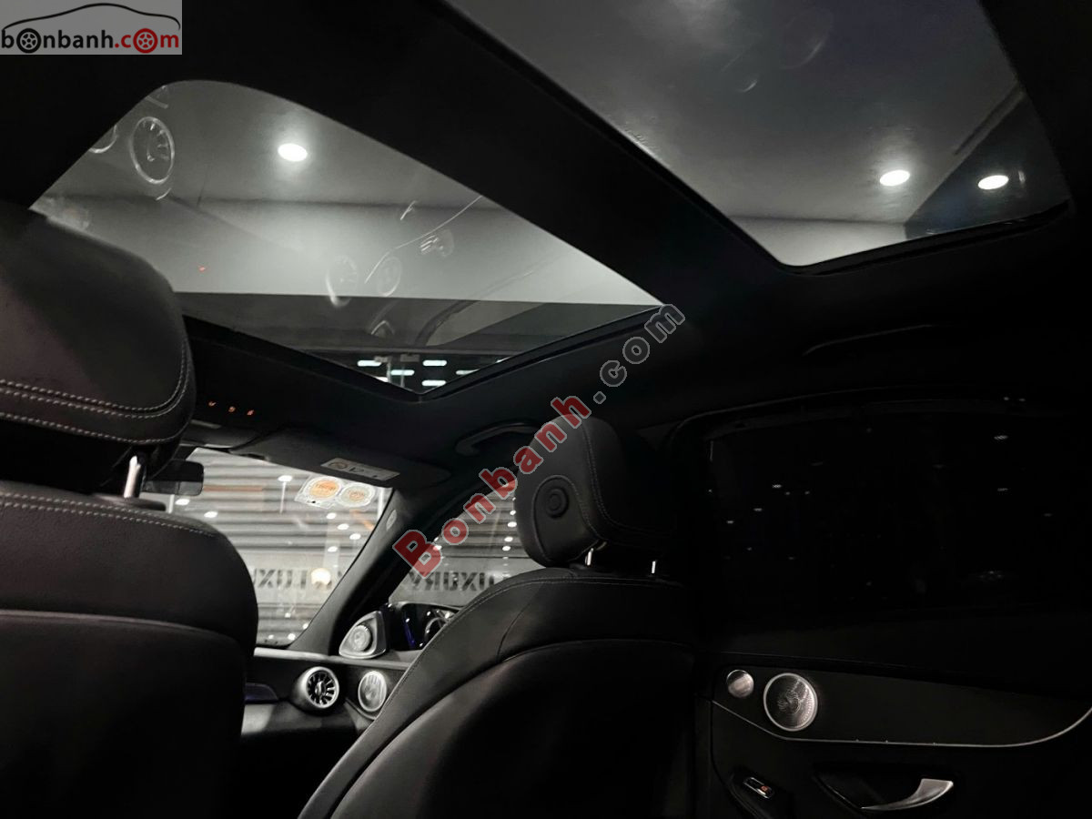 Bán ô tô Mercedes Benz C class C300 AMG - 2021 - xe cũ