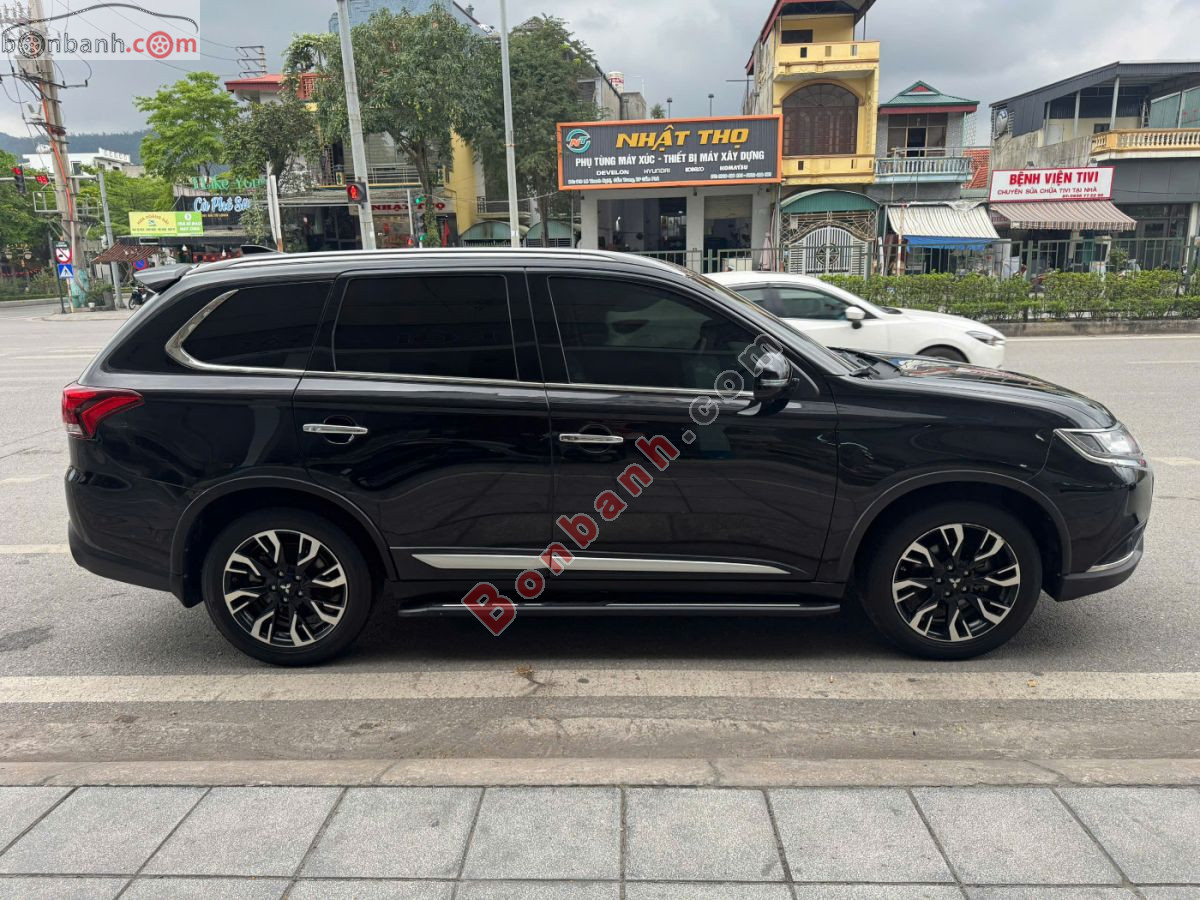 Bán ô tô Mitsubishi Outlander 2.0 CVT - 2021 - xe cũ
