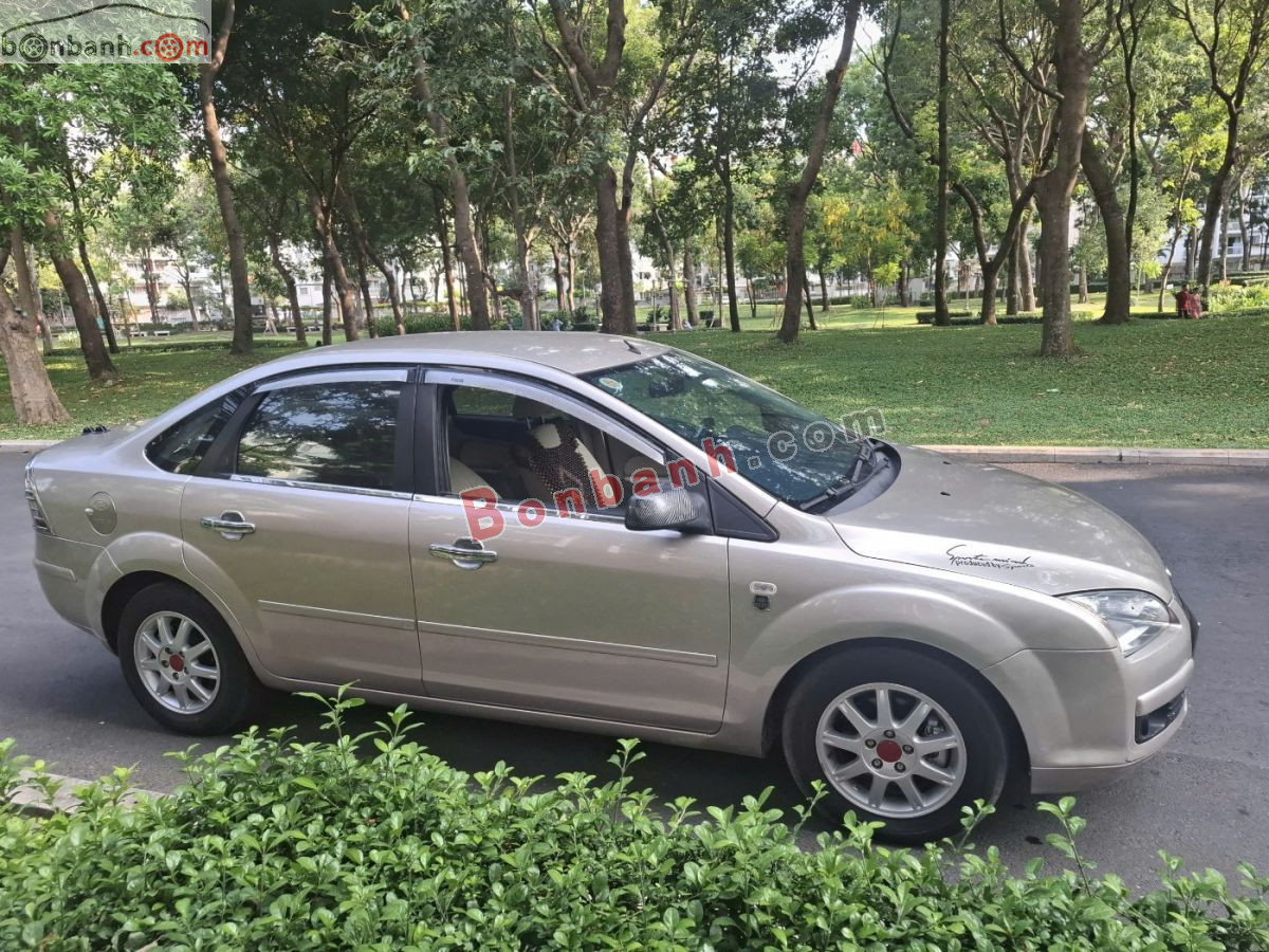 Bán ô tô Ford Focus 1.8 AT - 2005 - xe cũ