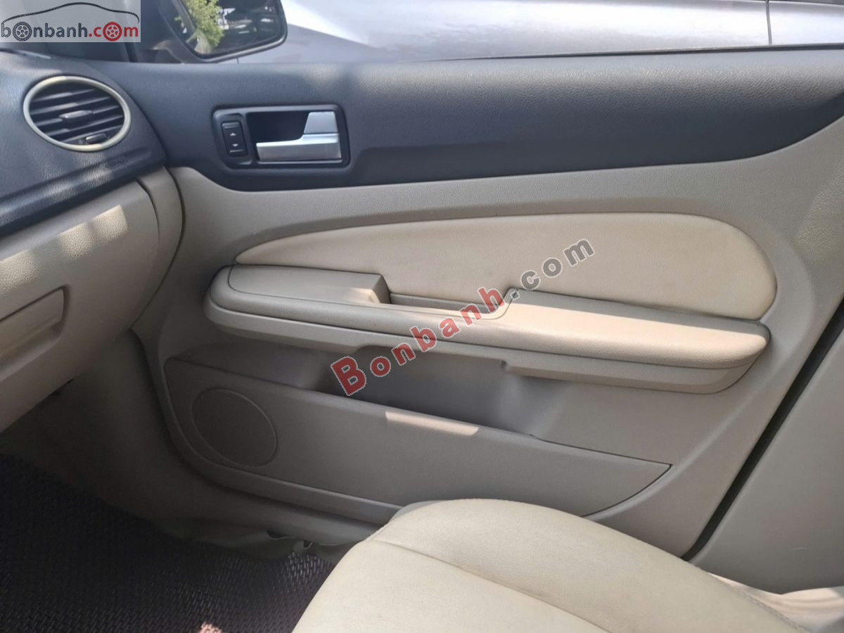 Bán ô tô Ford Focus 1.8 AT - 2005 - xe cũ