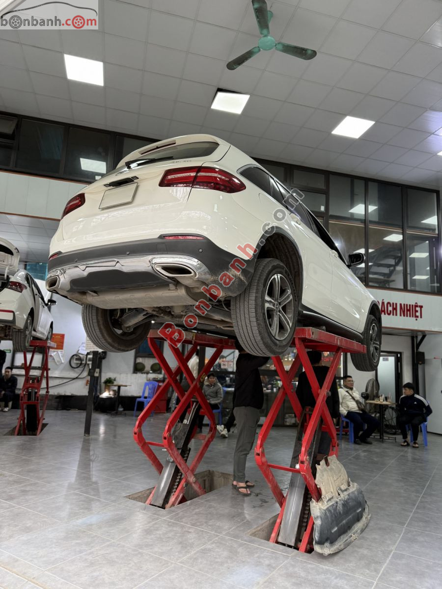 Bán ô tô Mercedes Benz GLC 200 - 2018 - xe cũ