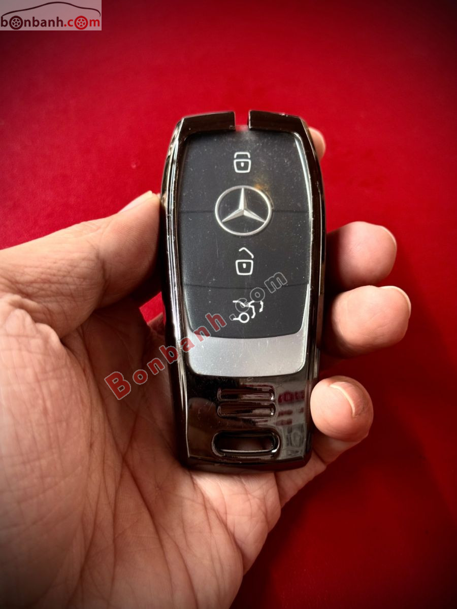 Bán ô tô Mercedes Benz GLC 200 - 2018 - xe cũ