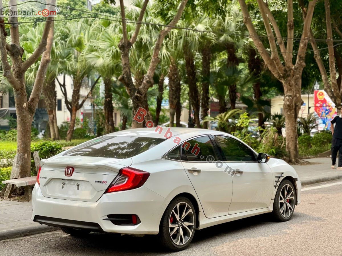 Bán ô tô Honda Civic RS 1.5 AT - 2020 - xe cũ