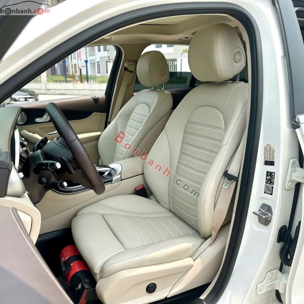 Bán ô tô Mercedes Benz GLC 300 4Matic - 2017 - xe cũ